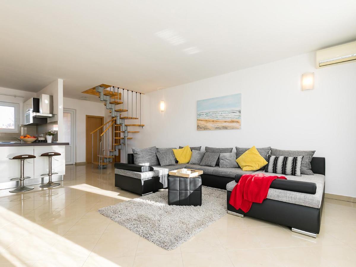 Holiday Appartment Tessa Poreč Dış mekan fotoğraf