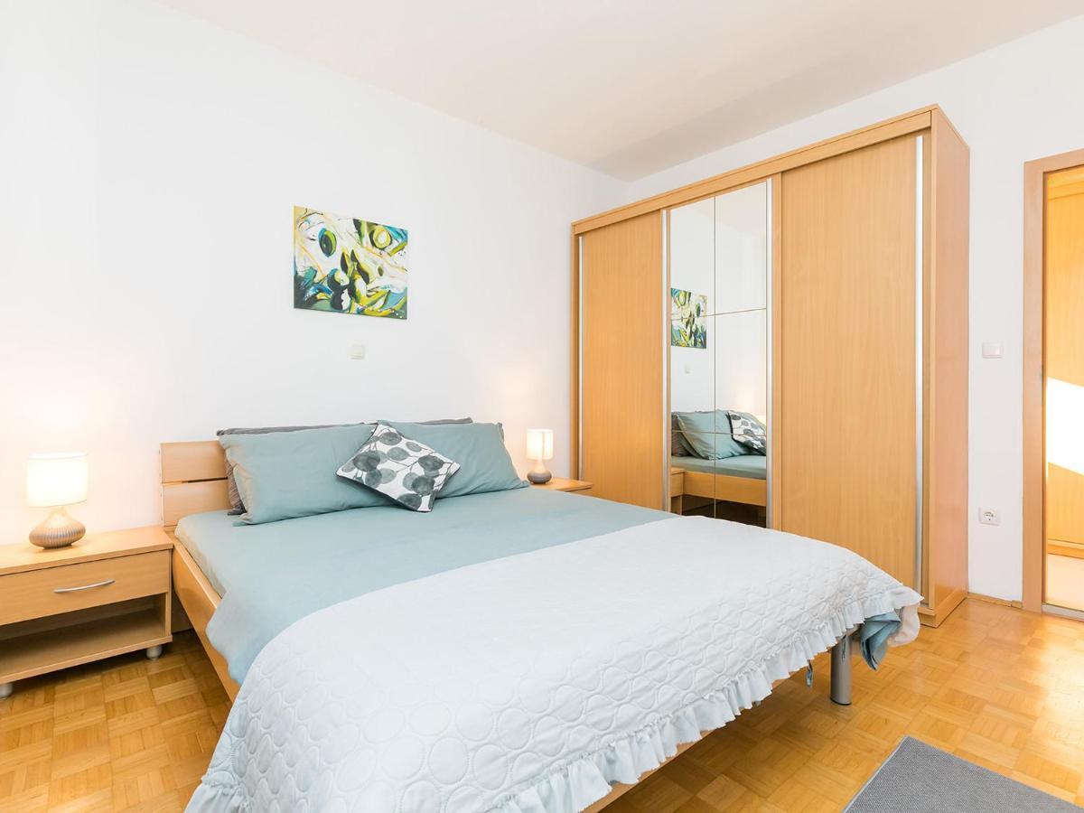 Holiday Appartment Tessa Poreč Dış mekan fotoğraf